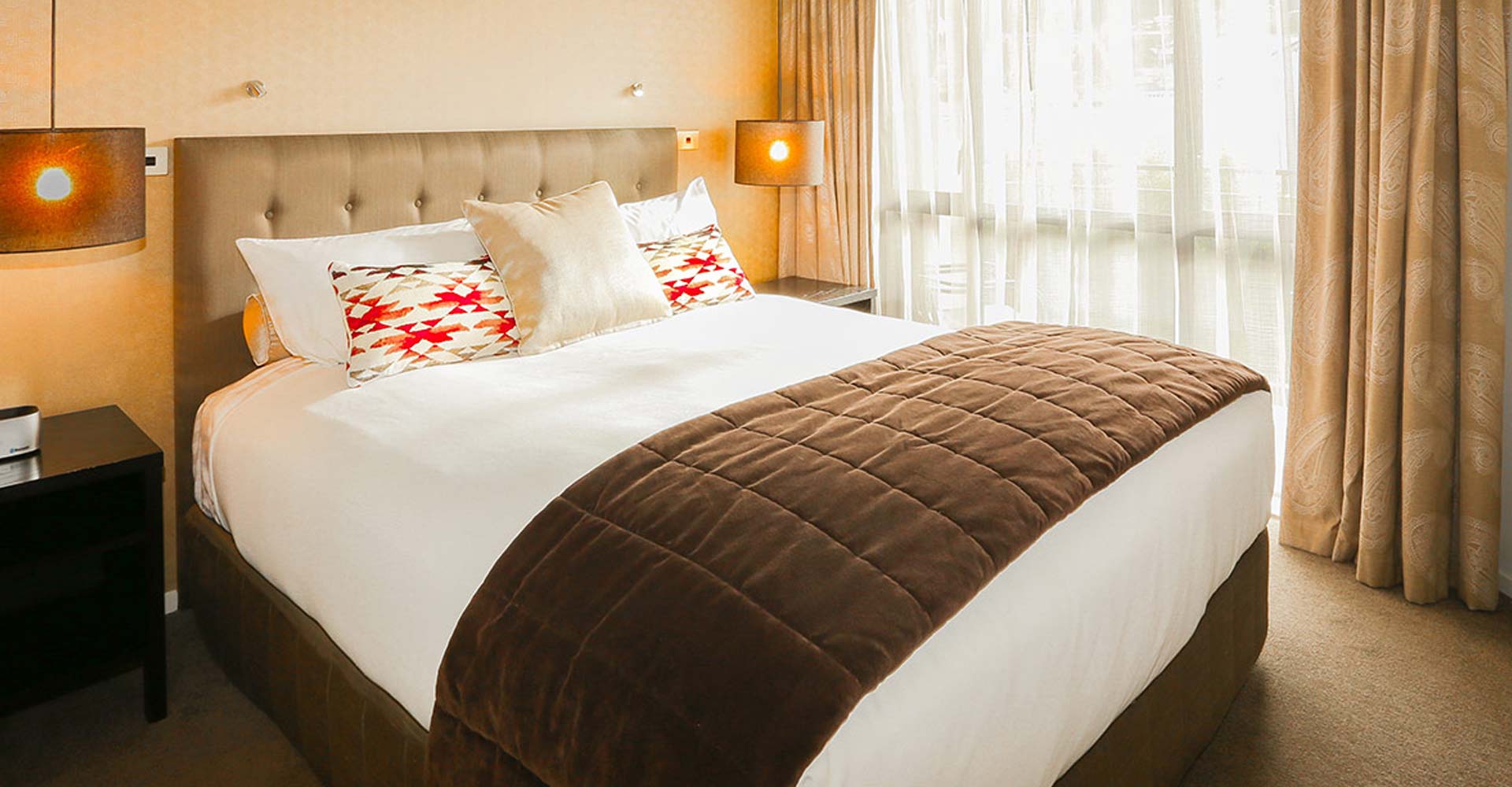 Village Lake Luxury Apartments | Hanmer Springs Accommodation