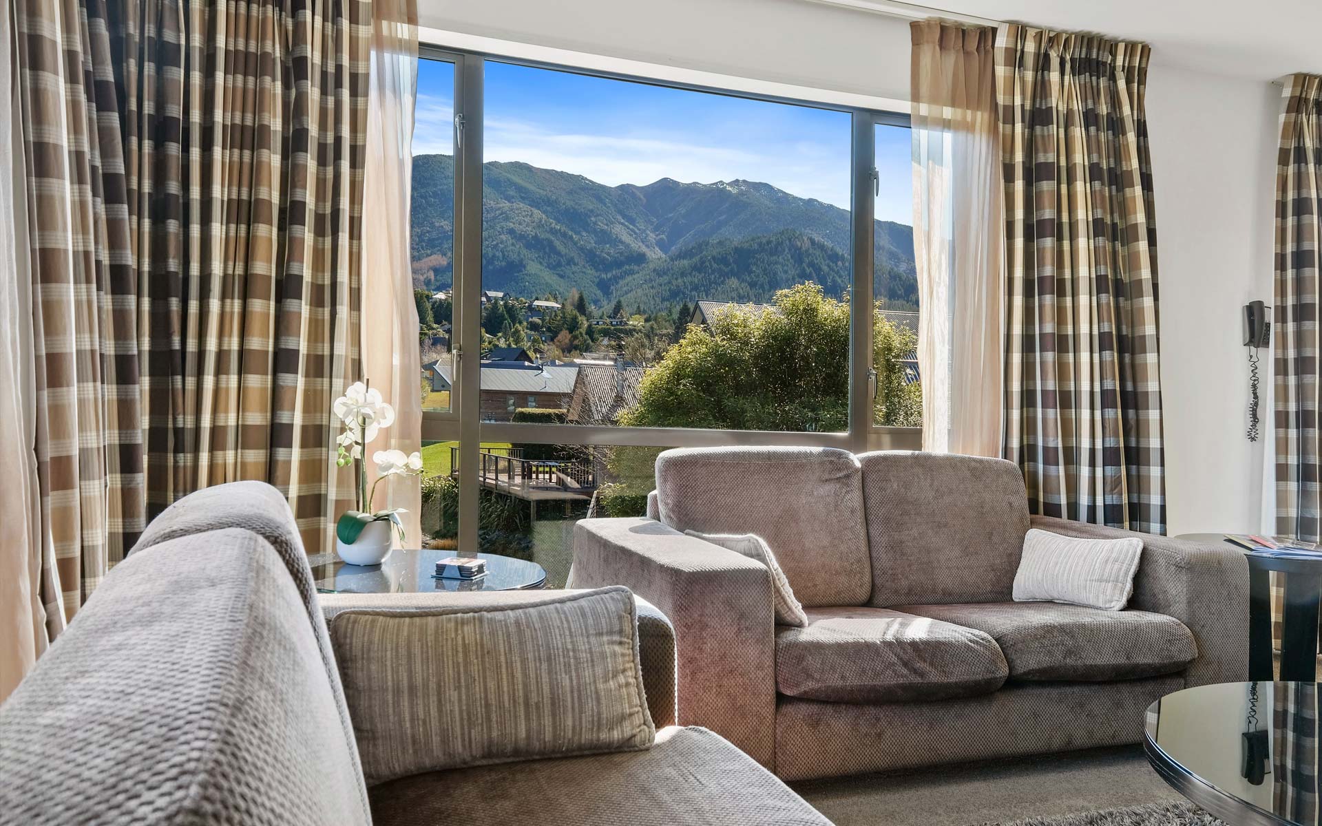 Village Lake Luxury Apartments | Hanmer Springs Accommodation