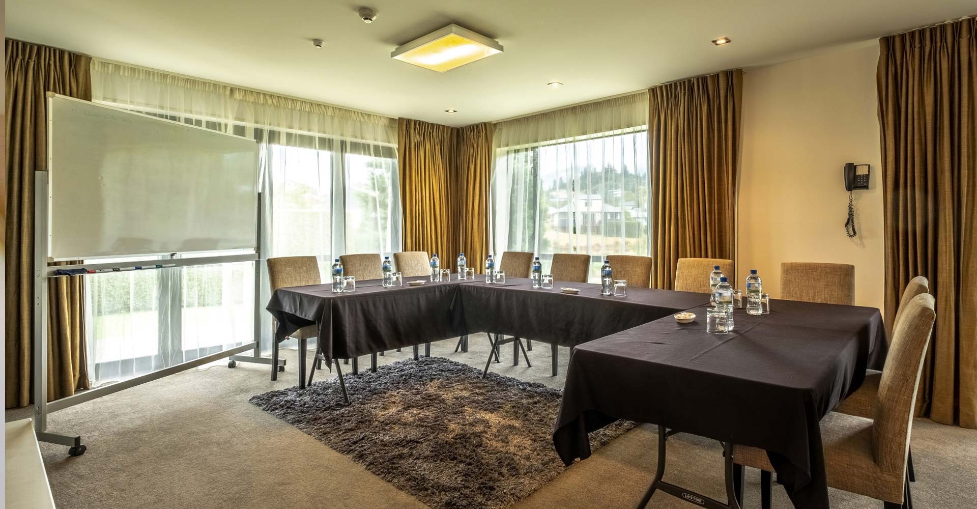 Village Lake Luxury Apartments | Hanmer Springs Accommodation