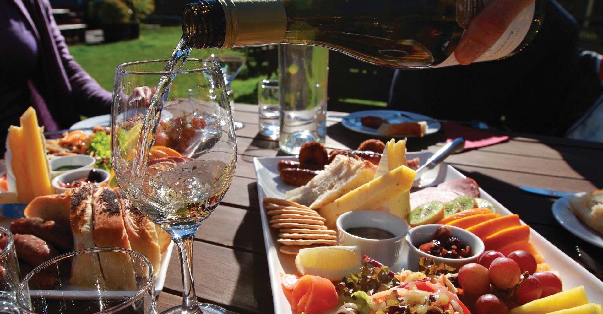 Village Lake Luxury Apartments | Hanmer Springs Accommodation